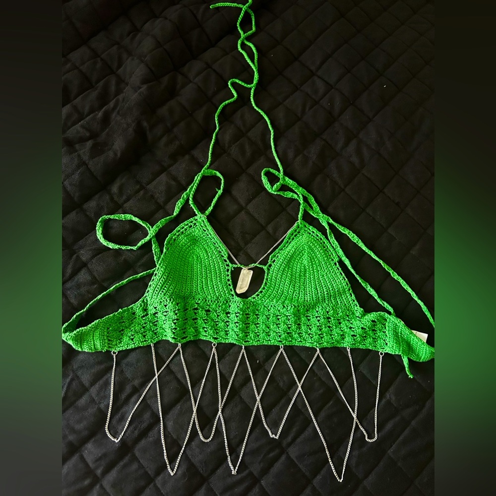 NWOT Earthbound Trading Co. crochet green top w/ genuine quartz crystal